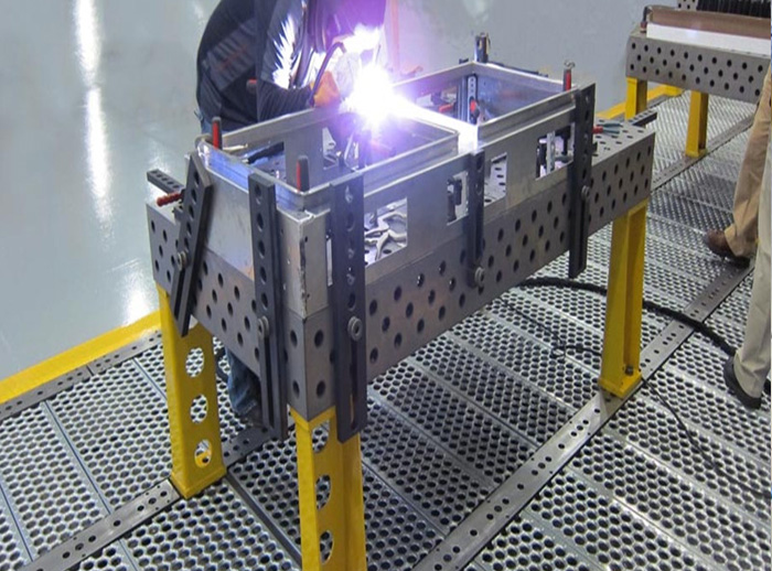 三維柔性工裝焊接平臺